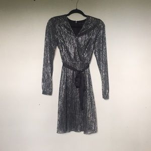 {Banana Republic} NWT Metallic Thread Wrap Dress